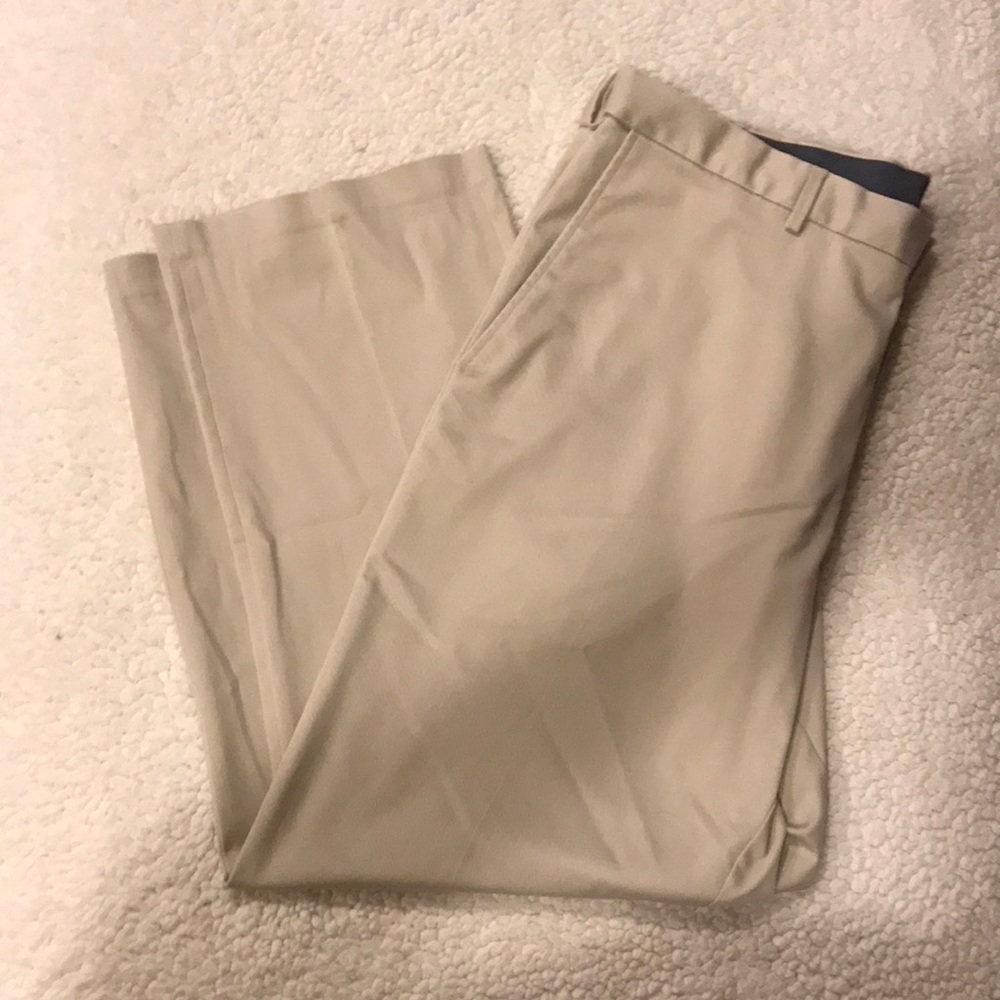 Haggar Light Dress Khakis 38x29